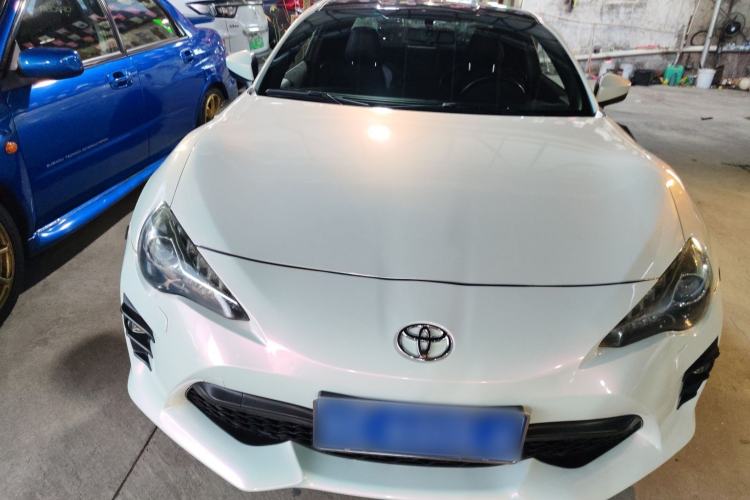 Used Toyota 86 2017 2.0L Manual Luxury Version