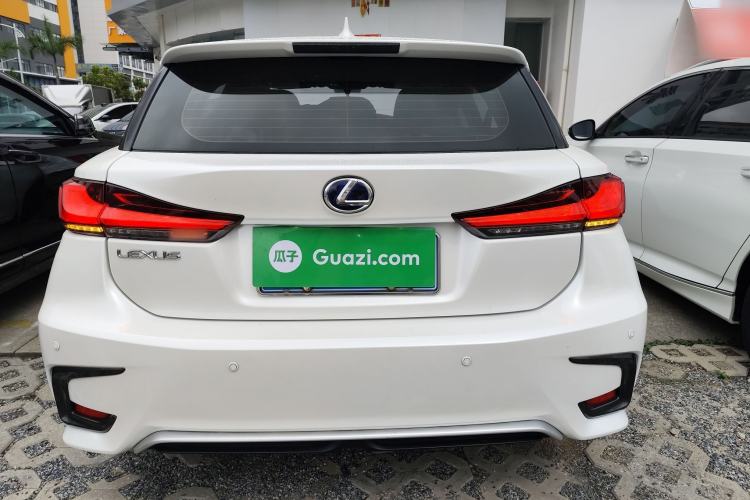 Used Lexus CT 2017 CT200h Elite Edition Monotone China VI

