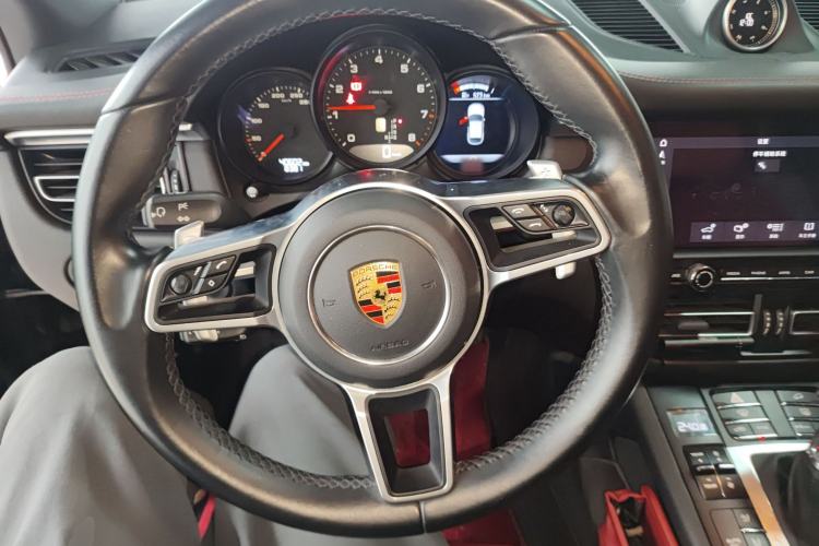 Used Porsche Macan 2021 Macan 2.0T
