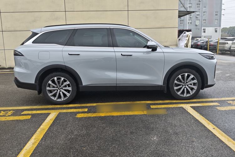 Used Chery Fengyun T9 2025 120 Long-Range Luxury Version 7 Seats Lithium Iron Phosphate