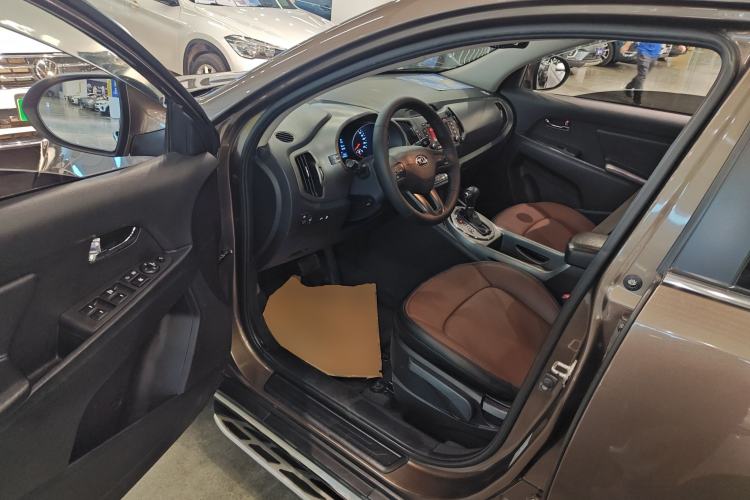 Used Kia Sportage R 2015 2.0L Automatic Two-Wheel Drive GLS Driver Seat