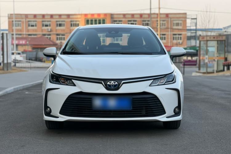 Used Toyota Corolla 2022 Dual-Motor 1.8L E-CVT Pioneer Edition
