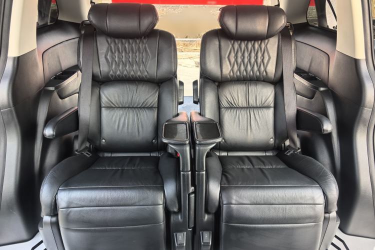 Used Honda Elysion 2024 2.0L eHEV Luxury Edition