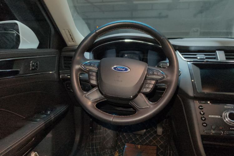 Used Ford Taurus 2017 EcoBoost 245 Luxury Model
