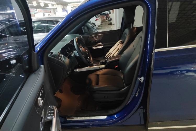 Used Mercedes-Benz GLB 2021 GLB 200 Fashion Model Left Front Seat