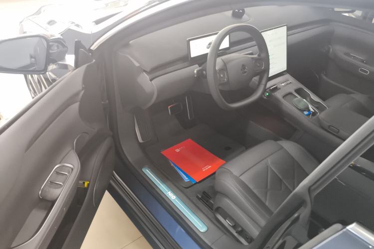 Used Nio ET7 2024 75 kWh Executive Edition
