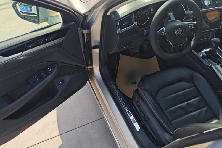 Used Volkswagen Phideon 2018 Revised Version 380TSI Two-Wheel Drive Business Edition
