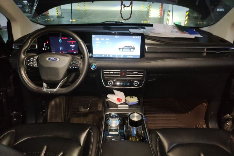 Used Ford Edge 2021 PLUS EcoBoost 245 Two-Wheel-Drive Platinum Edition 5 Seats
