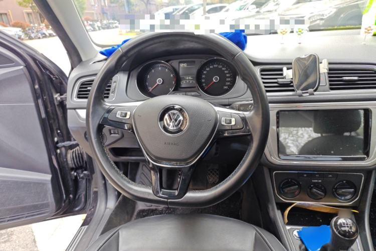 Used Volkswagen Lavida 2017 1.6L Manual Comfort Edition Steering Wheel