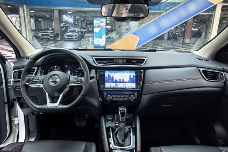 Used Nissan Qashqai 2022 2.0L CVT XV Premier Luxury Edition Interior 1