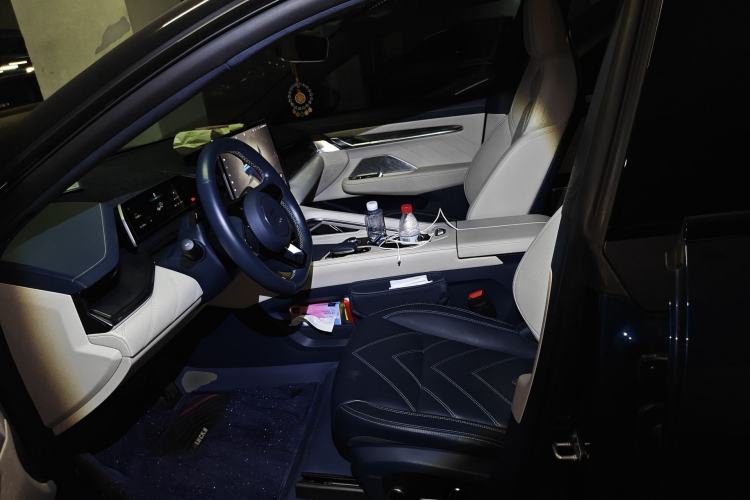 Used Zeekr 001 2023 WE Edition 100 kWh Left Front Seat