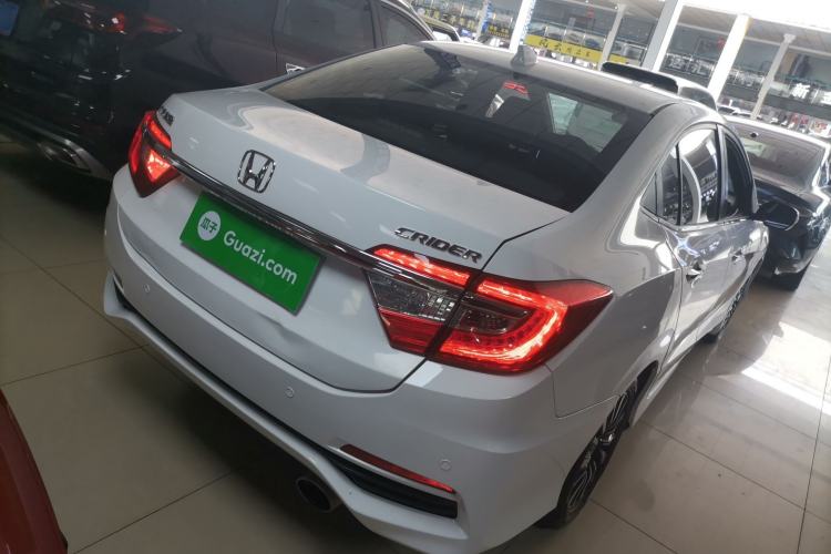 Used Honda Crider 2015 1.8L automatic comfort version
