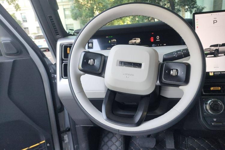 Used iCAR V23 2025 401 Two-Wheel Drive Advanced Edition