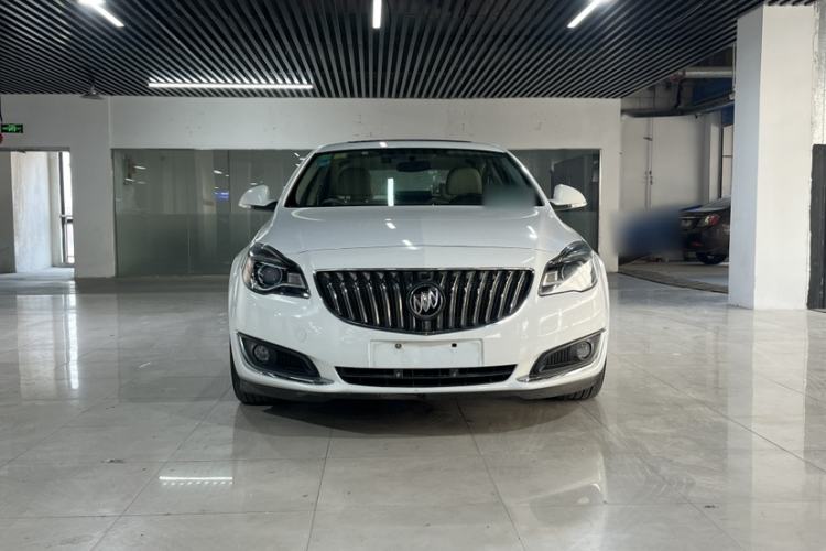 Used Buick Regal 2015 2.0L Leading Fashion Edition Exterior 3