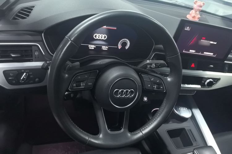 Used Audi A4L 2020 40 TFSI Luxury Dynamic Model