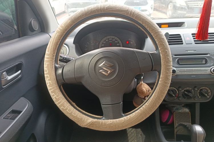 Used Suzuki Swift 2011 1.5L Automatic Fashion Edition Steering Wheel