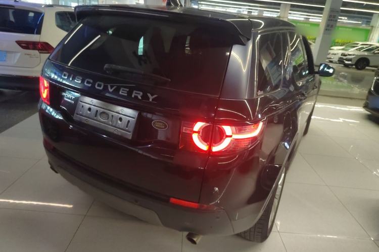 Used Land Rover Discovery Sport 2017 2.0T SE Rear Right 45 Deg