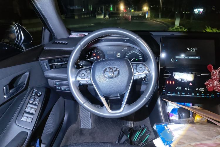 Used Toyota Avalon 2022 2.0L Luxury Edition