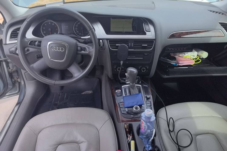 Used Audi A4L 2010 2.0 TFSI Technology Edition
