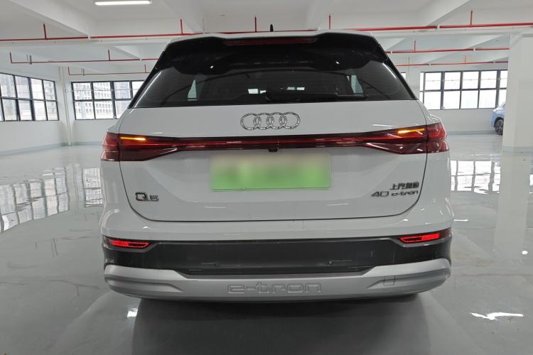 Used Audi Q5 e-tron 2023 40 e-tron Starry Edition Mecha Kit