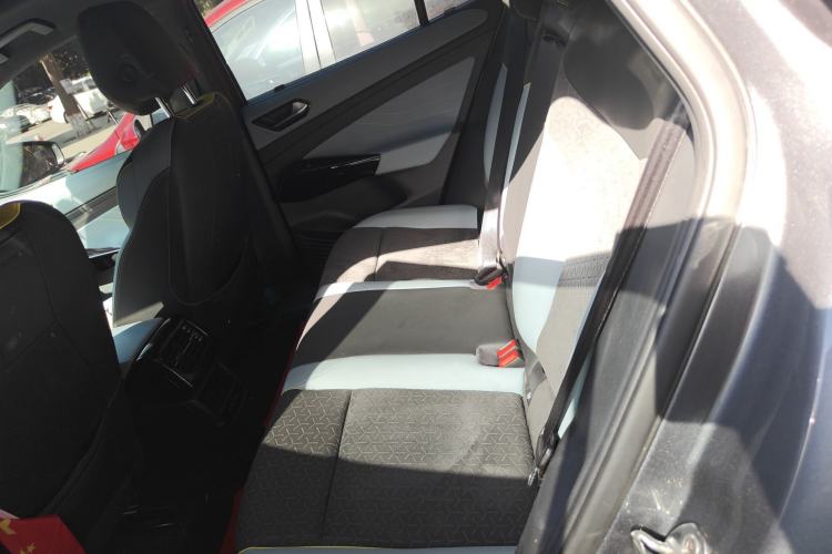 Used Volkswagen ID.4 X 2022 Smart Enjoyment Long-Range Edition Left Rear Seat