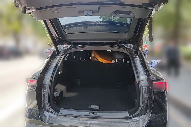 Used JETOUR Dashing i-DM 2023 1.5T DHT Lightning 01 Trunk