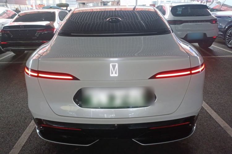 Used Avatr 06 2025 Max All-Electric Version