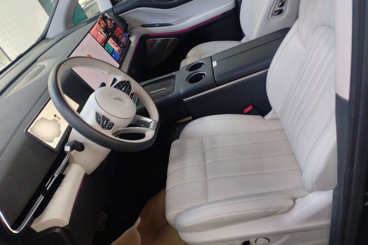 Used VOYAH Dream 2025 PHEV Four-Wheel-Drive Flagship Kunpeng Edition Left Front Seat