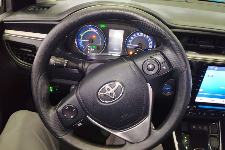 Used Toyota Levin 2016 Dual-Engine 1.8H GS E-CVT Elite Model with Sunroof
