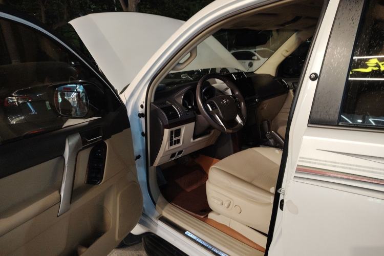 Used Toyota Prado 2017 2700 VX Nine Airbags Underbody Mount – Middle East Version Driver Seat