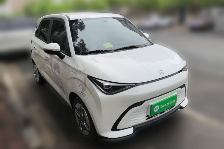 Used Chery QQ Domi 2025 Model 305km Comfort Edition Front Right 45 Deg