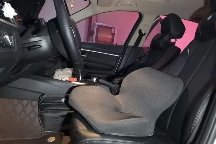 Used BMW 3 Series 2016 320Li Luxury Design Package
