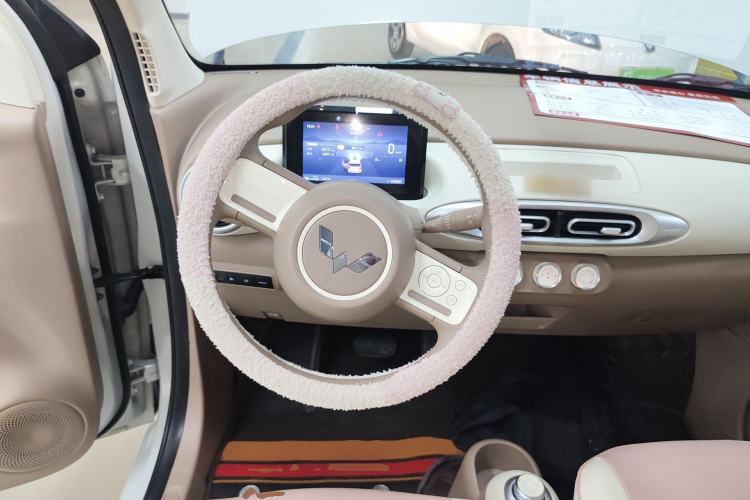 Used Wuling Hongguang MINIEV 2025 Four-Door Version Advanced Edition Steering Wheel