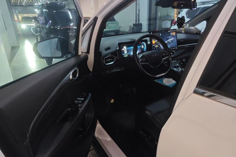 Used AION V 2021 Plus 70 Smart Technology Edition Lithium Iron Phosphate Driver Seat