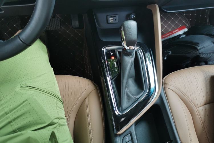 Used Buick GL6 2021 323T Mild Hybrid Connect Luxury Model Gear Lever