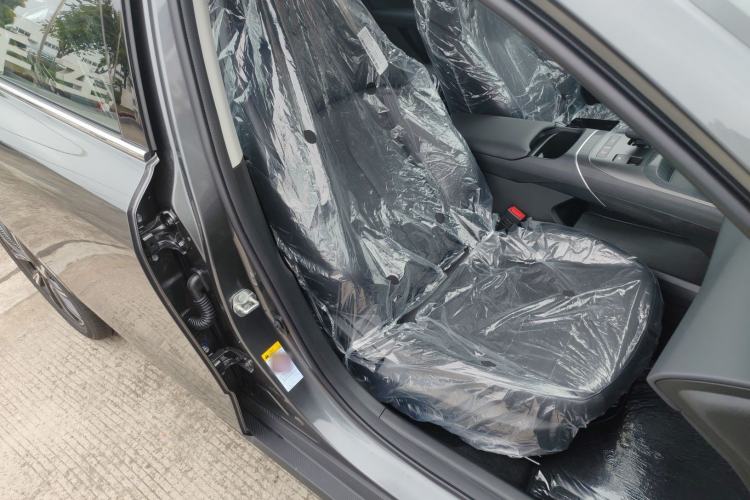 Used CHANGAN Eado 2025 Blue Whale 1.5T 500Bar Prestige Model
