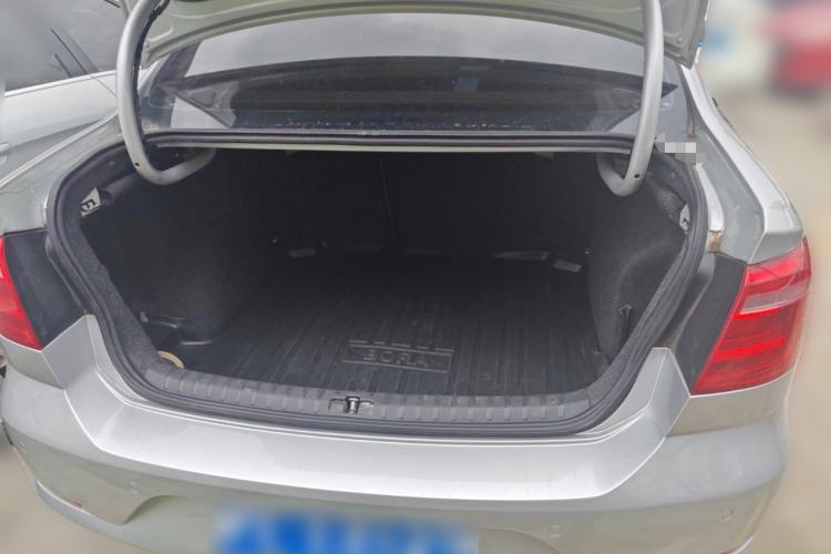 Used Volkswagen Bora 2013 1.6L Automatic Comfort Model Trunk