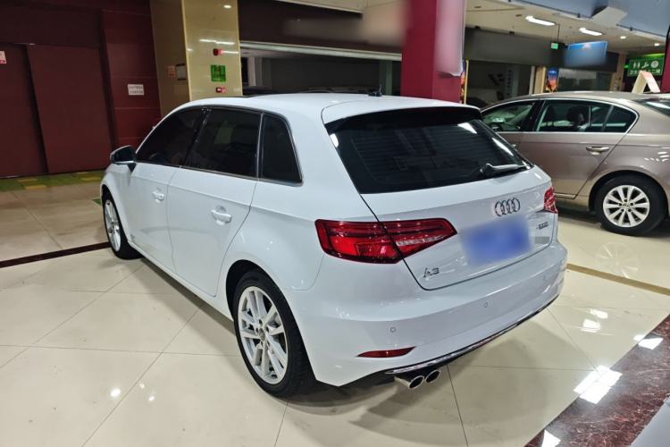 Used Audi A3 2020 Restyled Sportback 35 TFSI Entry-Level China VI Emission Standard
