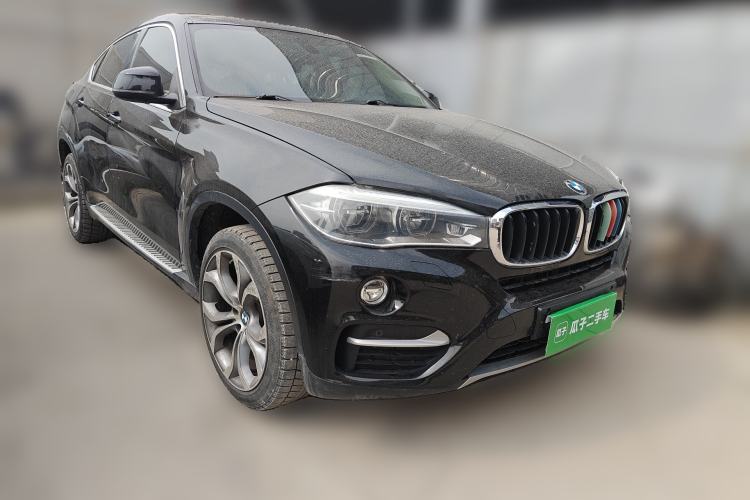 Used BMW X6 2016 xDrive35i Base Model Middle East Front Right 45 Deg