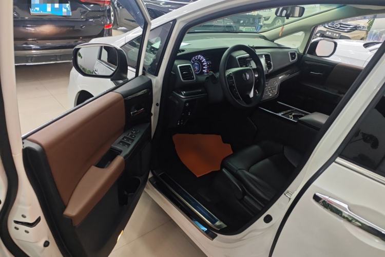 Used Honda Odyssey 2018 2.4L Comfort Version
