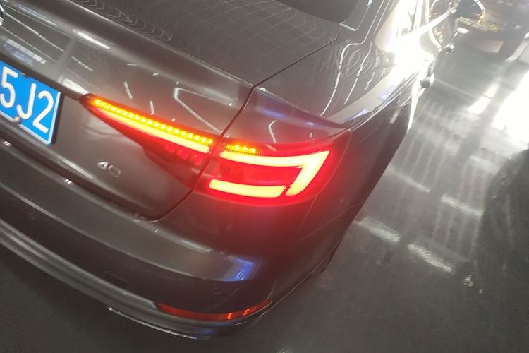 Used Audi A4L 2019 40 TFSI Ambition China VI