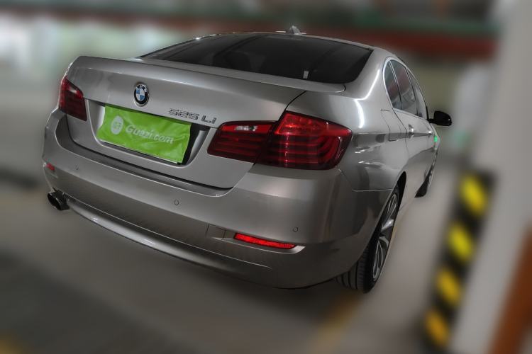 Used BMW 5 Series 2017 525Li Leading Model
