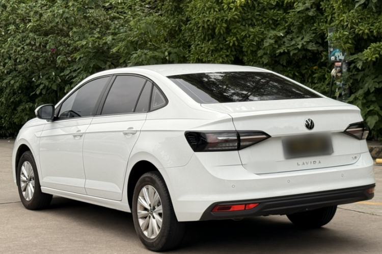 Used Volkswagen Lavida 2025 New Sharp 1.5L Outstanding New Edition Exterior 4