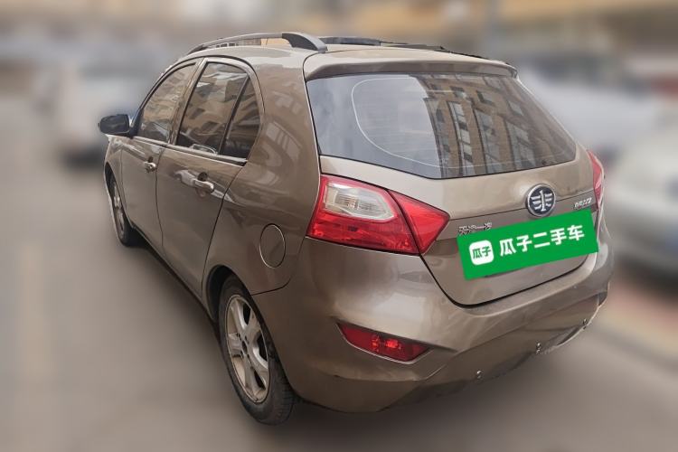 Used FAW Xiali N7 2013 1.3L Manual Comfort Model
