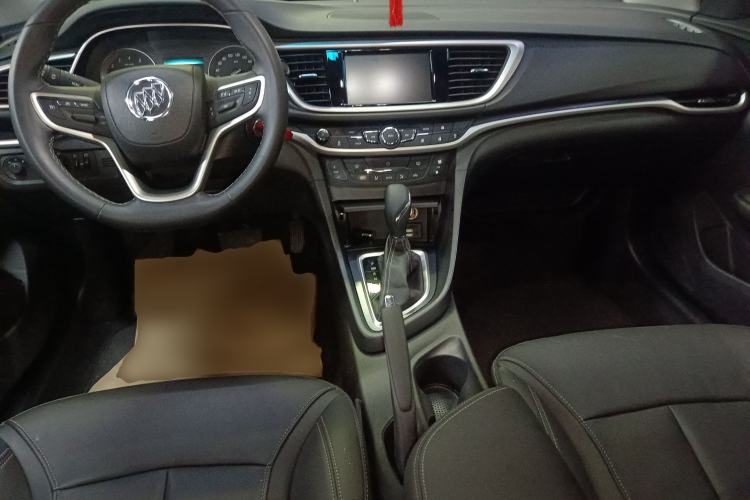 Used Buick Excelle GX 2019 18T Automatic Connected Elite Model China VI Standard Center Console