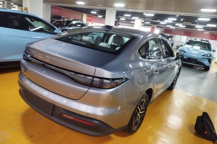 Used BYD Seal 05 DM-i 2025 DM-i Intelligent Drive 120KM Flagship Model
