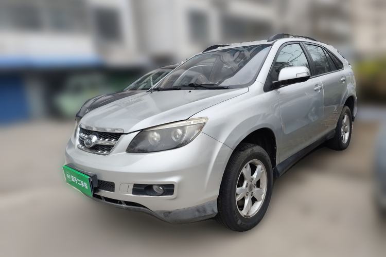 Used BYD S6 2013 Jingyue Edition 2.0L Manual Luxury Model 5 Seats