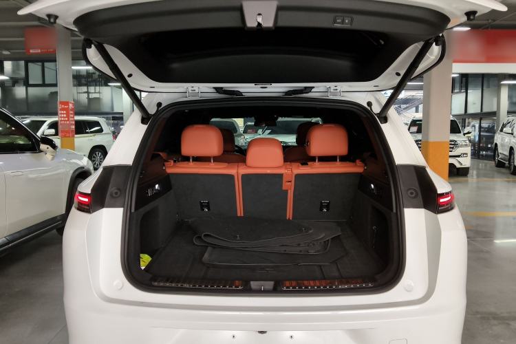 Used Li Auto L7 2023 Pro Model
