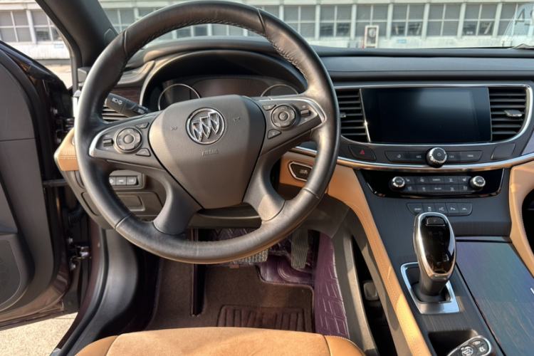 Used Buick LaCrosse 2018 28T Luxury Model