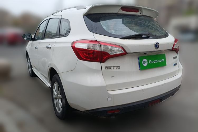 Used Venucia T70 2016 1.6L Manual Ruixing Edition
